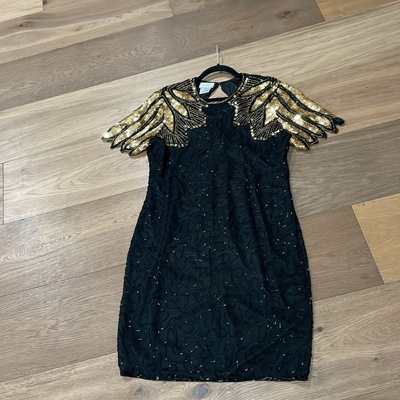 J.M.C Silk Vintage Stunning Black & Gold Beaded Sequin Sexy Evening Gown Size XL - Picture 3 of 11